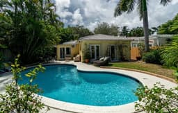 Perfect Family Stay: 2BR+1BR Cottage w/Heated Pool