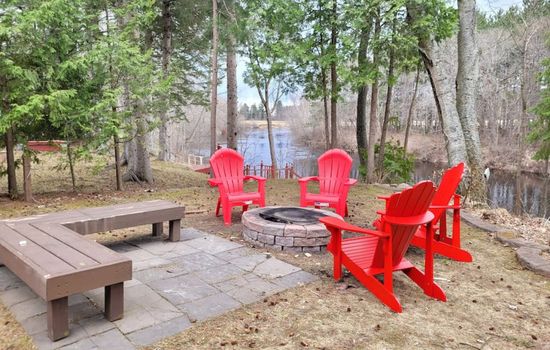 Whispering Pines Riverside Getaway