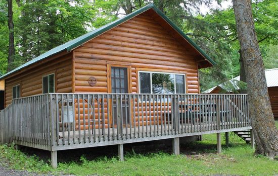 Cabin 3 - Very cozy cabin with amazing lake views and great fishing