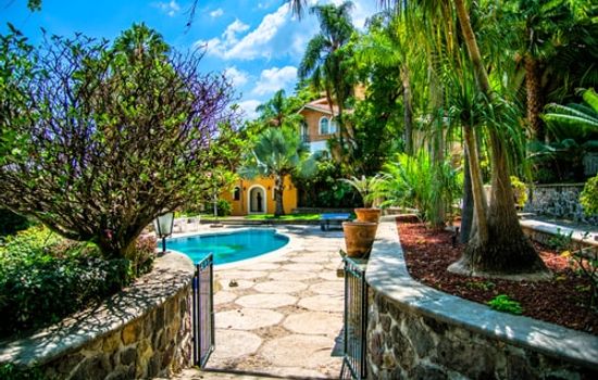 ANANA Rancho San Rafael | 3 BR & private porch