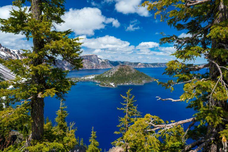 rim drive crater lake